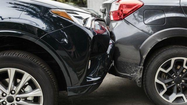 Công nghệ xe hơi mới đang đẩy chi phí bảo hiểm ô tô lên cao